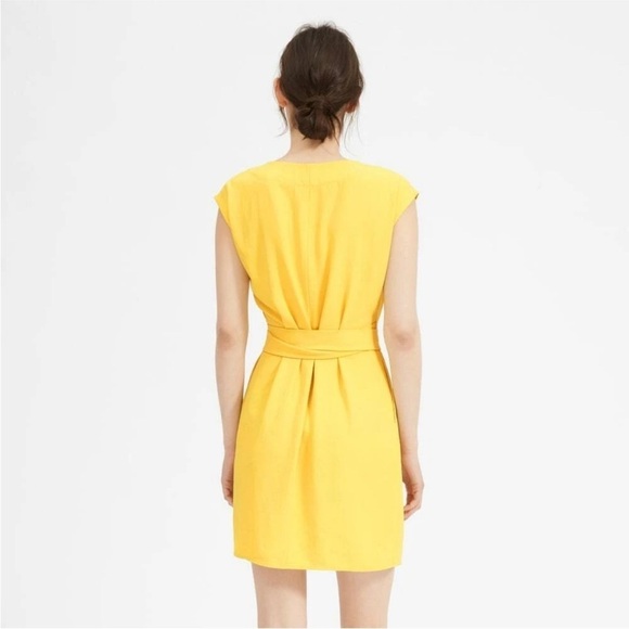 Everlane Japanese GoWeave Wrap Dress Short Sleeve Mini Yellow Size 6 Summer - Picture 2 of 8